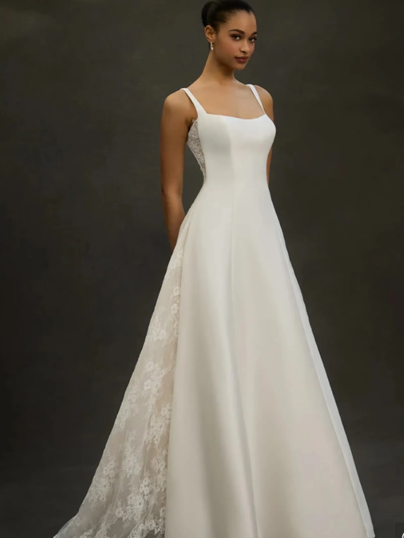 Vestido de satén liso con falda de corte A, de Madison James